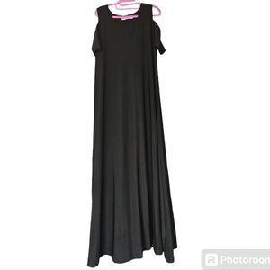 Attitudes by Renee black cold shoulder long Casual Dress Size large